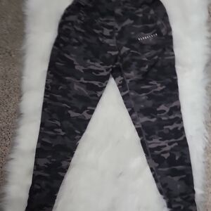 Alphalete Mens Camouflage Joggers
